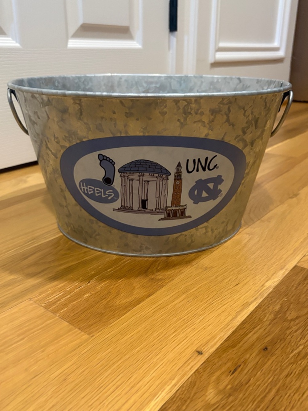 โจ ๐ Magnolia Lane University of North Carolina Galvanized Beverage Bucket - Picture 2 of 2